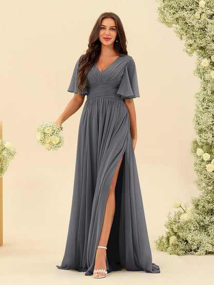 Robe Longue en Chiffon Élégante – Silhouette Fluide A-Line avec Fente Latérale et Volants
