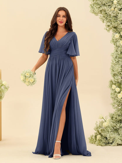 Robe Longue en Chiffon Élégante – Silhouette Fluide A-Line avec Fente Latérale et Volants