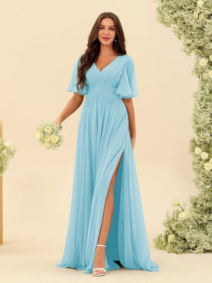 Robe Longue en Chiffon Élégante – Silhouette Fluide A-Line avec Fente Latérale et Volants