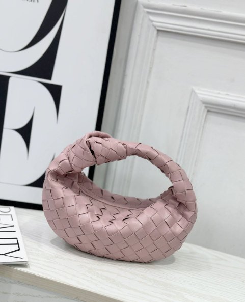Mini sac à main tressé femme – Style tendance avec poignée nouée