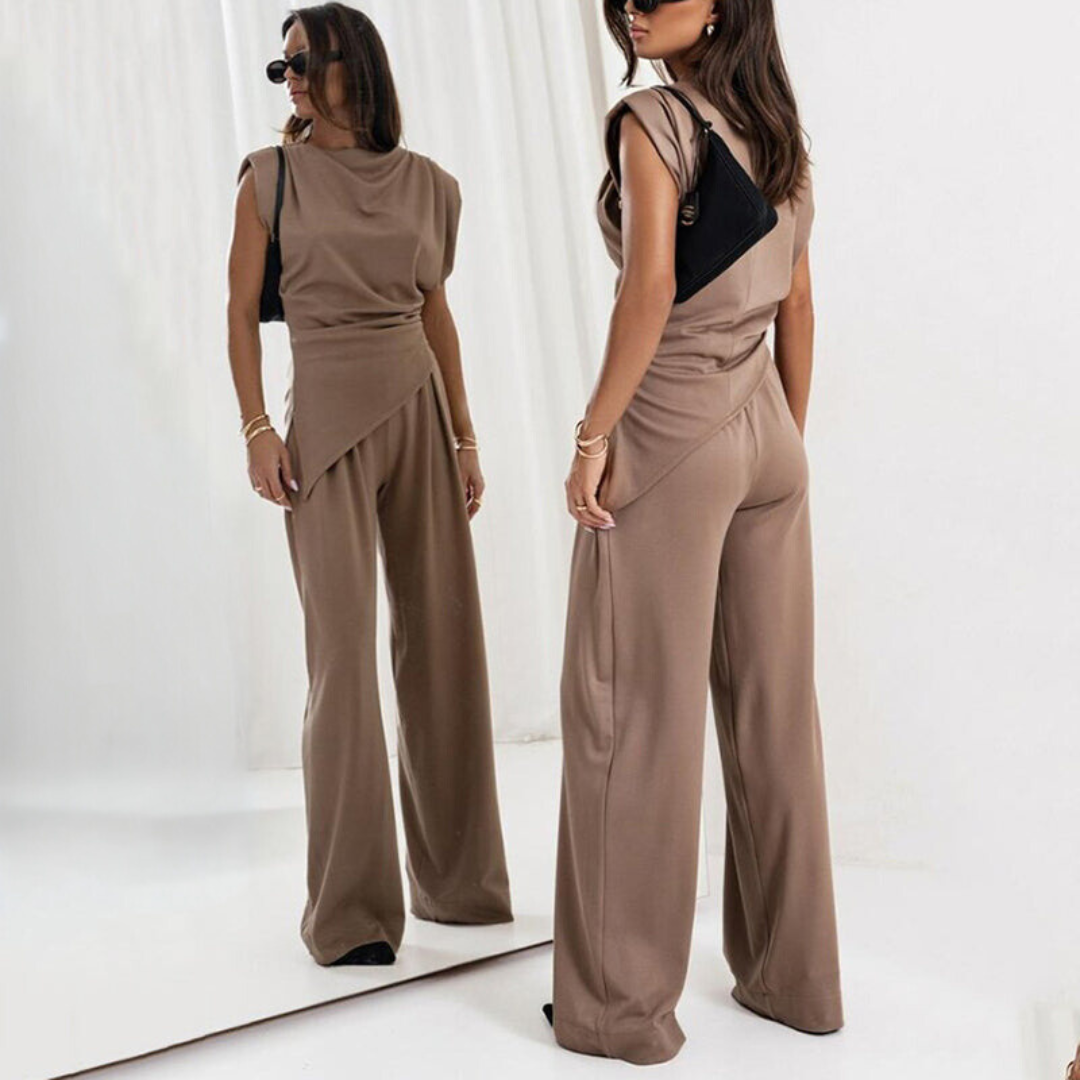 Completo donna senza maniche con pantaloni palazzo - Elegante e fluido