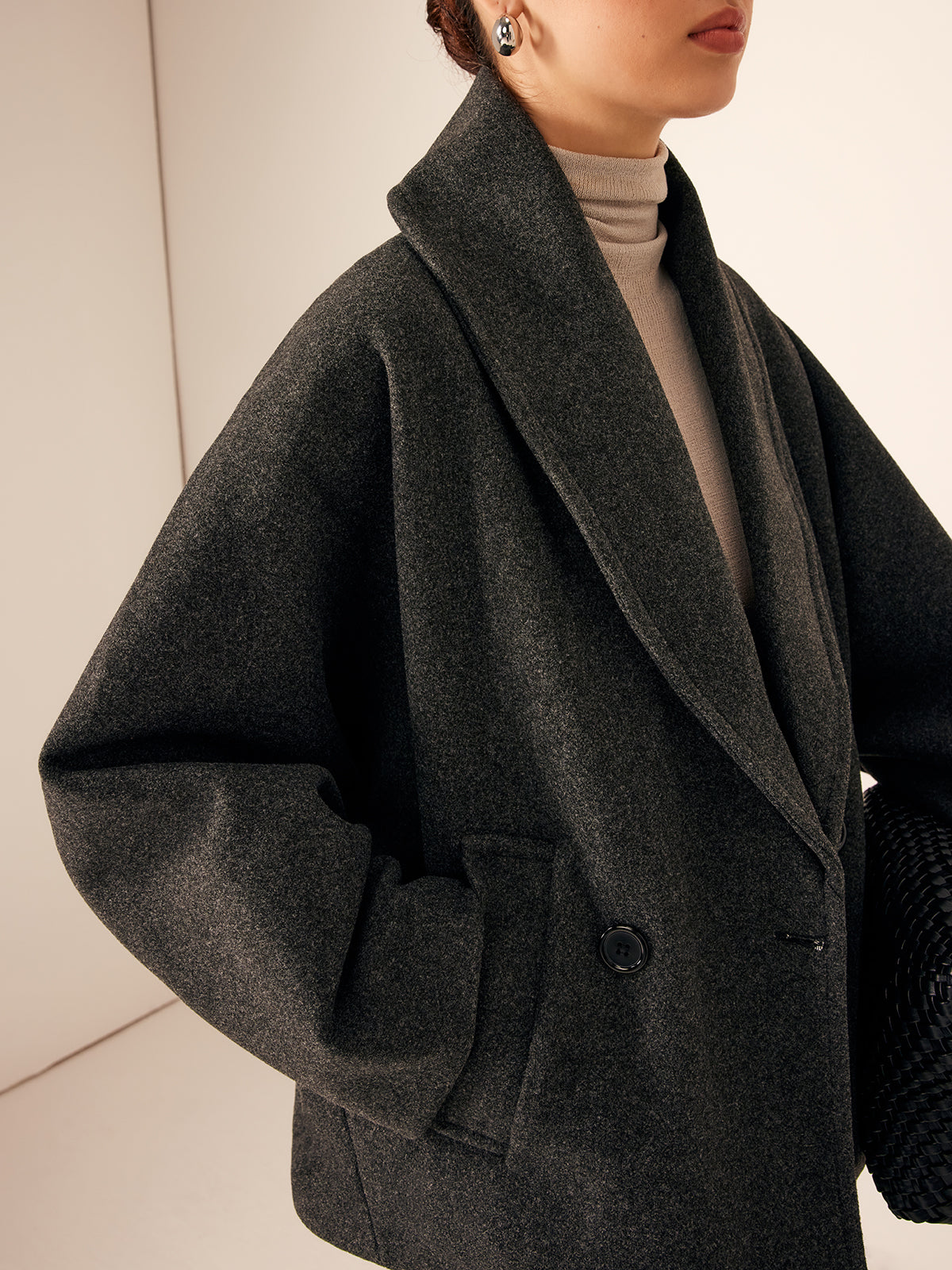Giacca corta da donna in tweed - Chic e strutturata