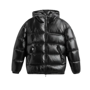 Warm and fashionable down jacket for men
