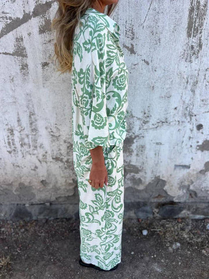 Ensemble deux pièces décontracté avec motif feuilles et pantalon large