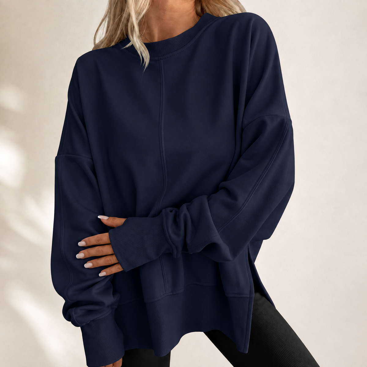 Top oversize da donna con scollo rotondo - Morbido e moderno