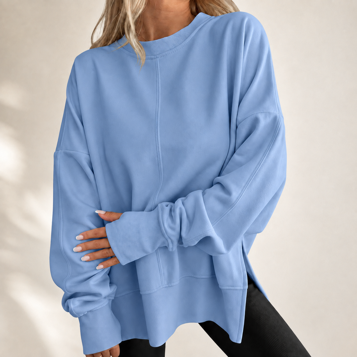 Top oversize da donna con scollo rotondo - Morbido e moderno