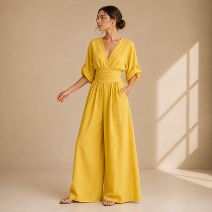 Elegant women's jumpsuit with a flowing cut - Chic and flattering