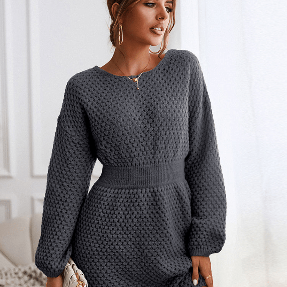 Robe Pull Mini en Maille à Manches Longues pour Femmes – Coupe Ajustée Douce pour l’Automne et l’Hiver