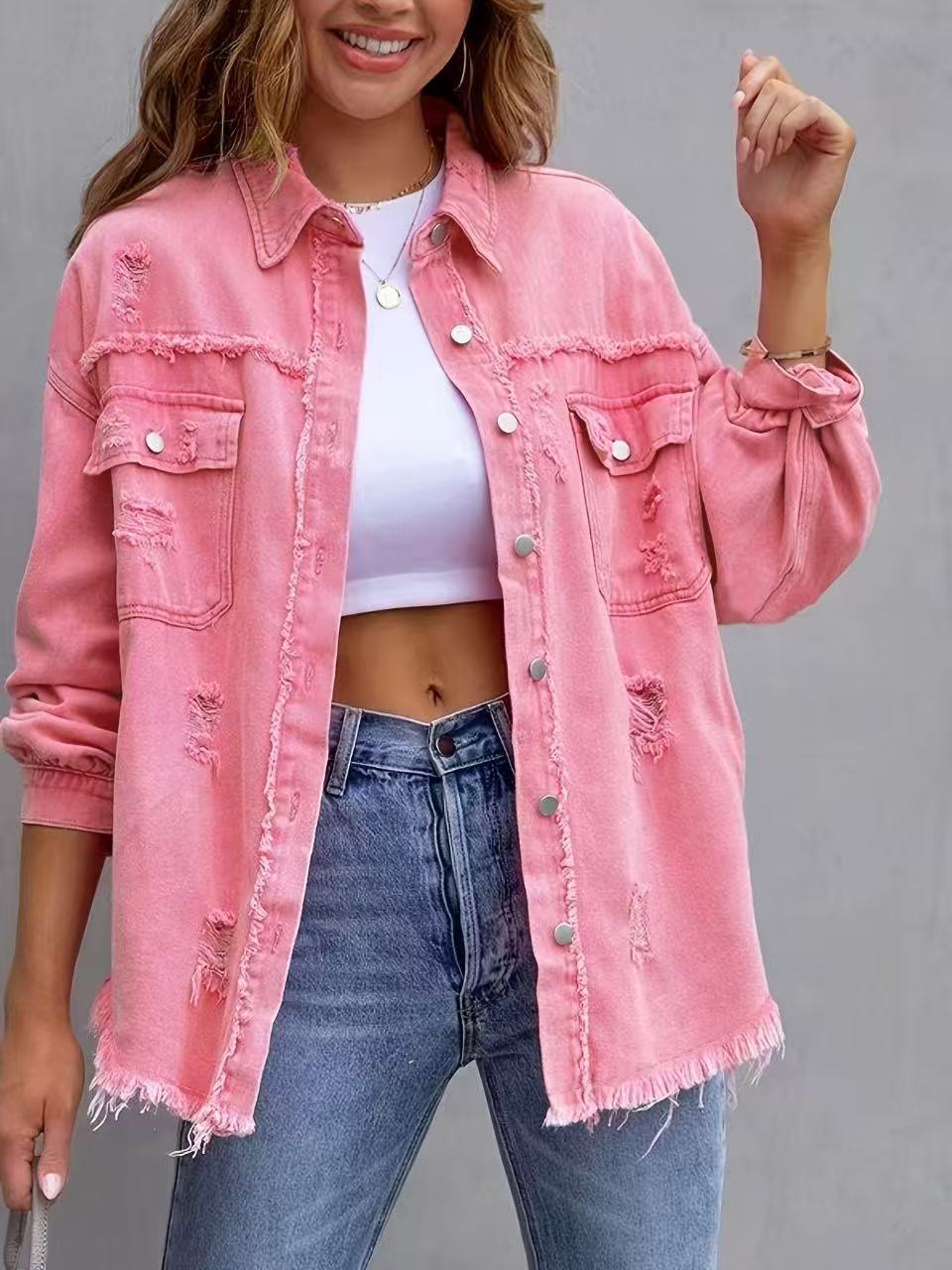 Veste en Jean Oversize Femme – Style Distressed Tendance et Élégant
