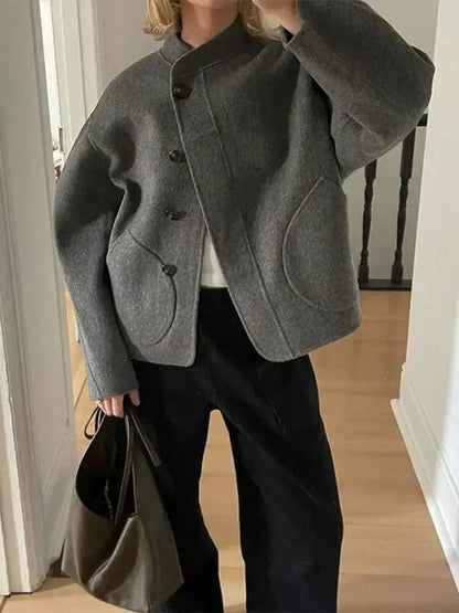Women's cropped jacket - Chic and versatile