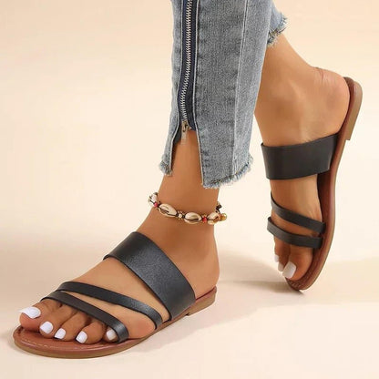 Women's sandals with crossed straps and soft sole - Comfortable and summery