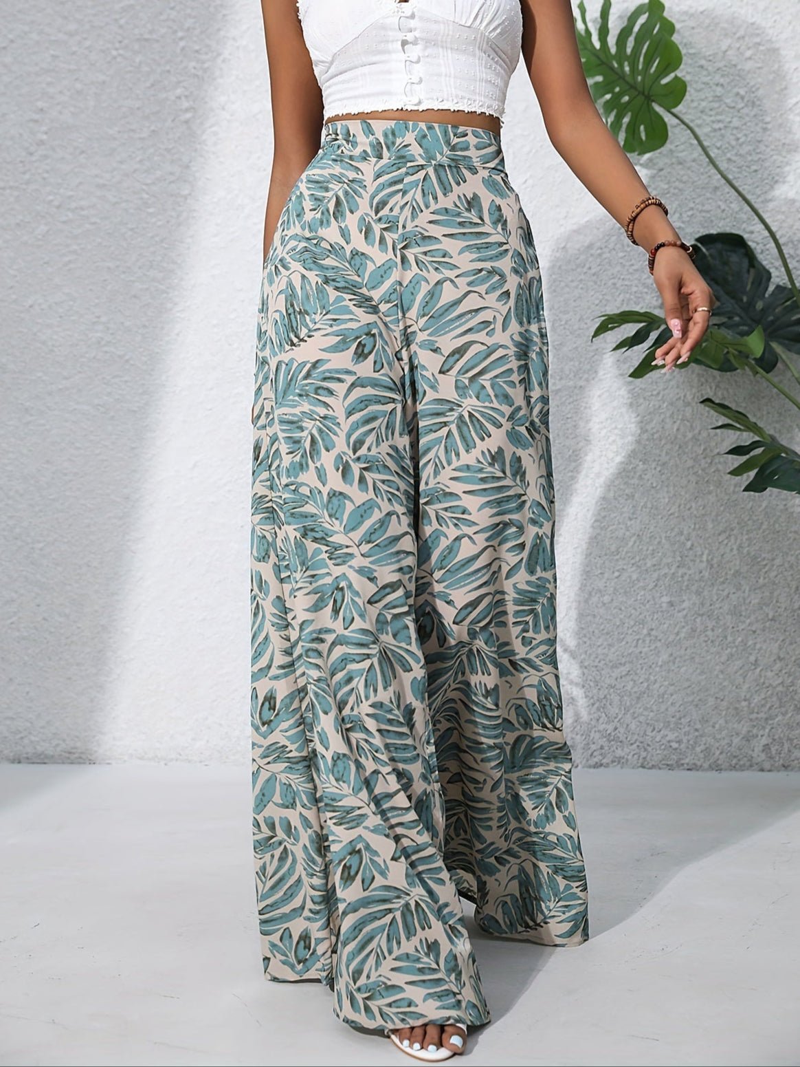 High-Waisted Floral Print Palazzo Pants for Women - Flowing and Elegant