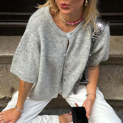 Women's short-sleeved streetwear cardigan - Modern and lightweight