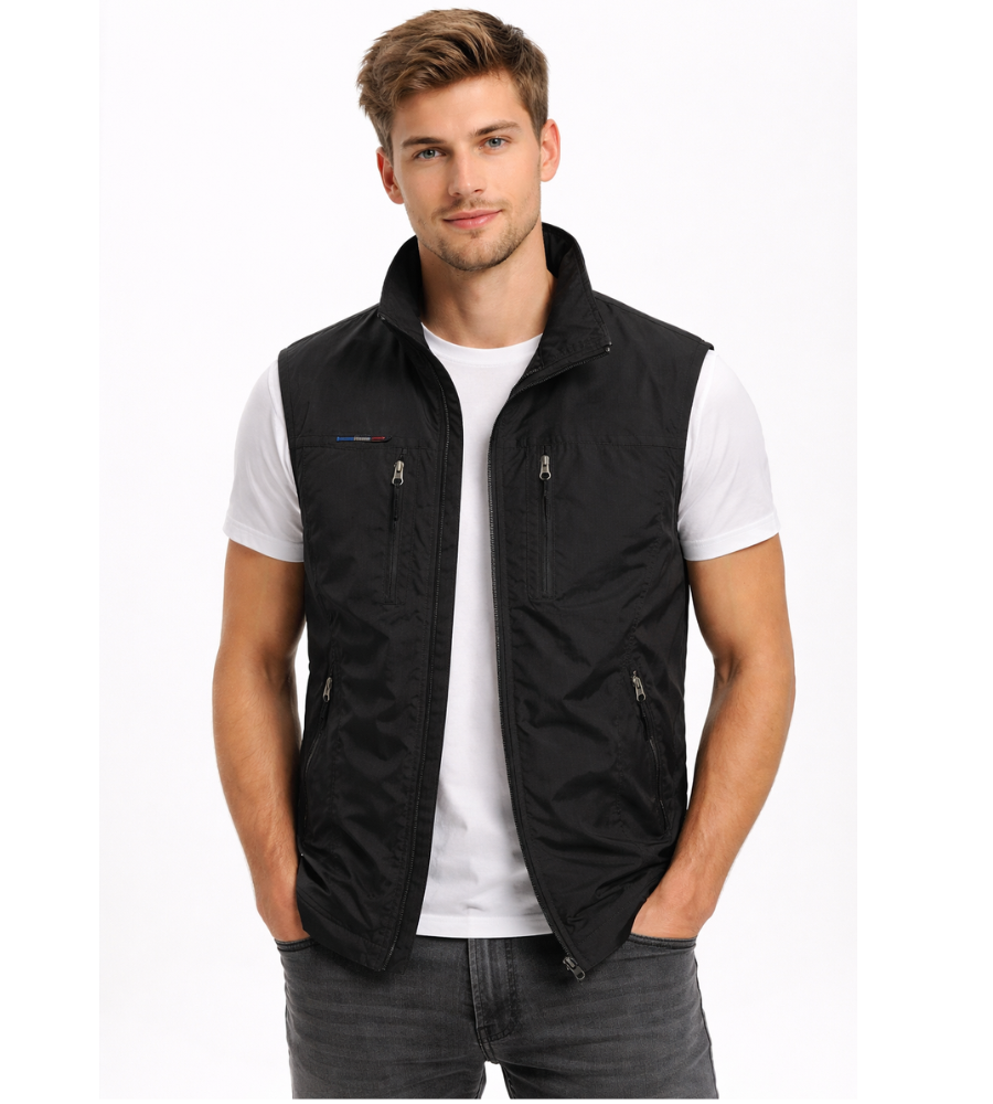 Men's zip-up bodywarmer with stand-up collar - Practical and versatile