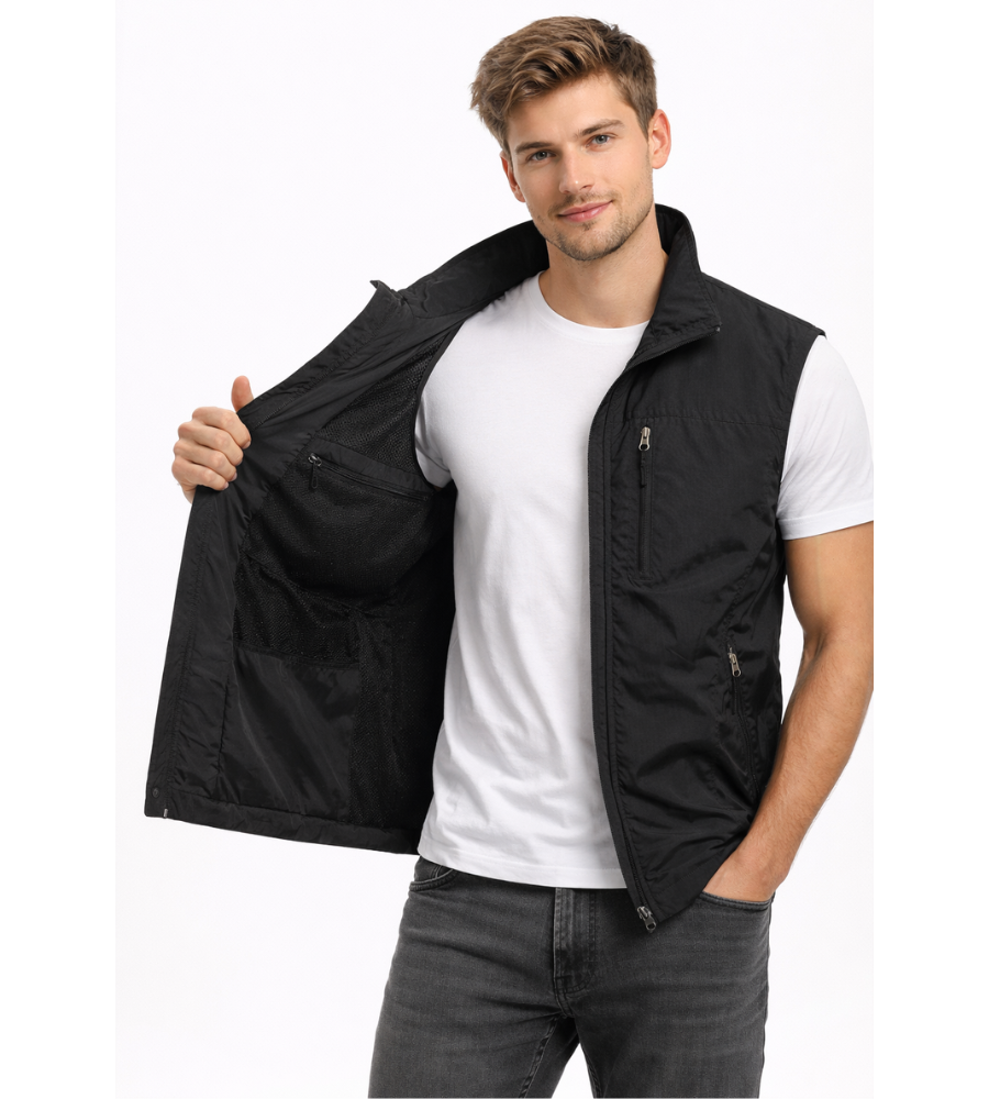 Men's zip-up bodywarmer with stand-up collar - Practical and versatile