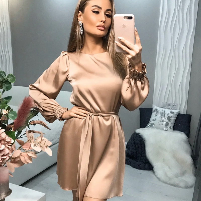 Robe Mini Satin Élégante Femme – Style Classique Chic à Manches Longues