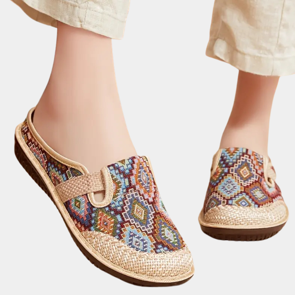 Mules d’Été Brodées Femme – Chaussures Slip-On Confortables et Fashion