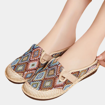 Mules d’Été Brodées Femme – Chaussures Slip-On Confortables et Fashion