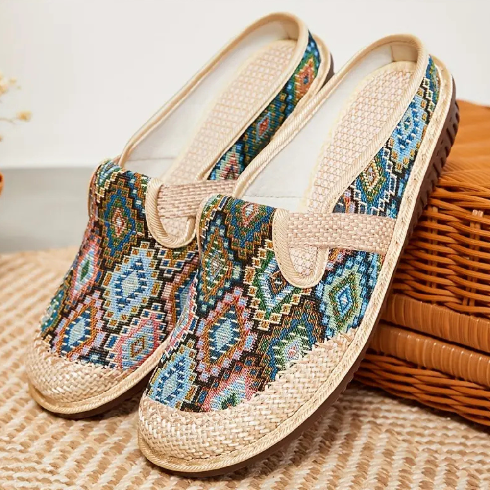 Mules d’Été Brodées Femme – Chaussures Slip-On Confortables et Fashion