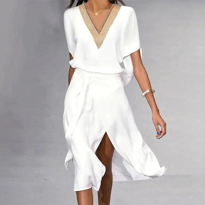 Robe midi blanche moderne à col en V pour femme