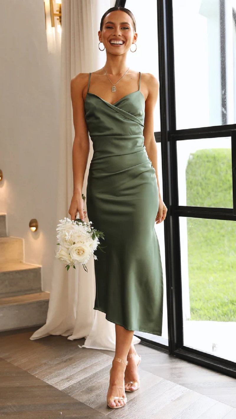 Robe midi satinée élégante sans manches pour femme – Style soirée invitée mariage avec fente