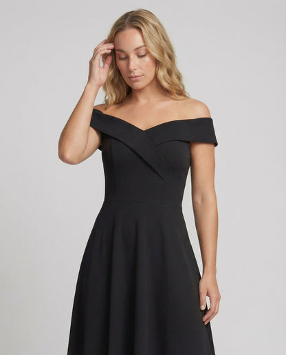 Robe maxi femme bustier epaule denudee - Elegante et ajustee
