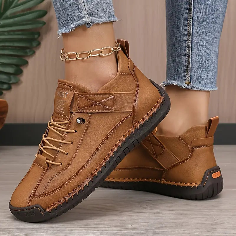 Baskets Chic à Lacets Femme – Chaussures Confortables à Semelle Caoutchouc Élégantes