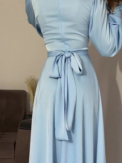Robe de Soirée Élégante en Satin pour Femme – Maxi Robe Swing avec Manches Bouffantes Longues