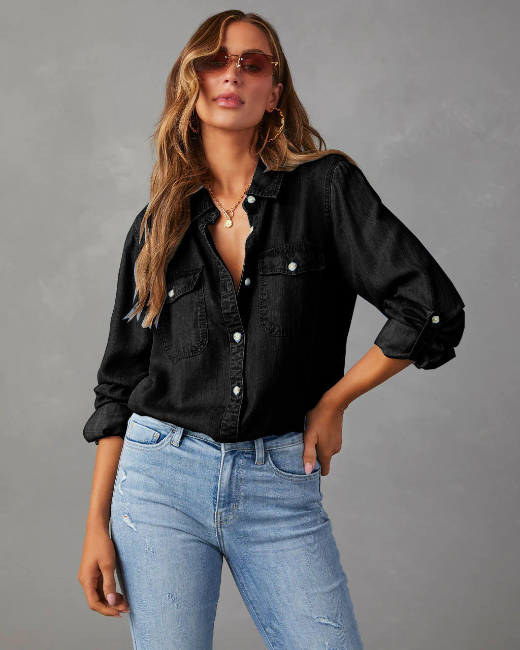 Chemise en Jean Femme avec Poches Poitrine – Coupe Décontractée Élégante