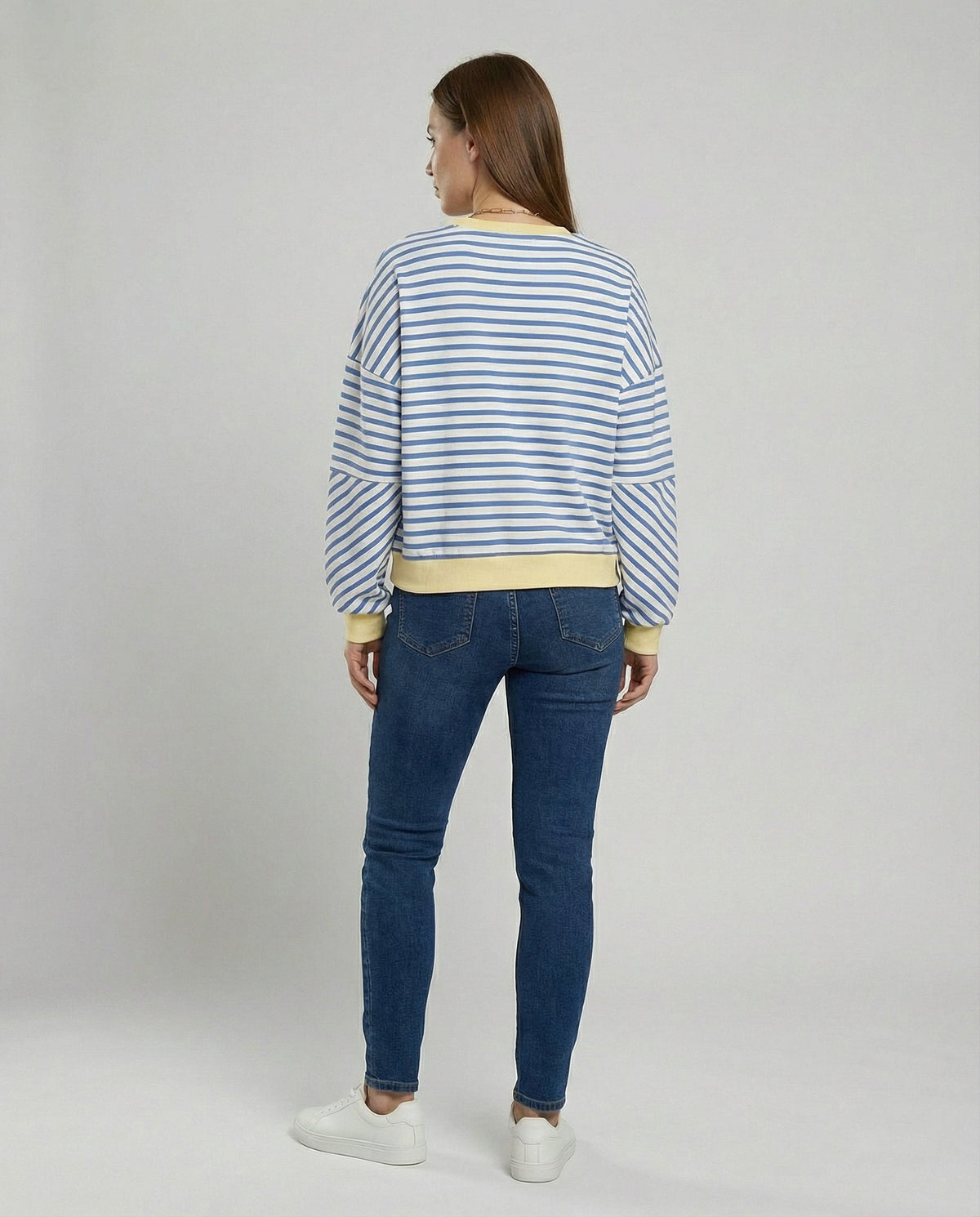 Sudadera de mujer a rayas de corte cuadrado – Informal y moderna