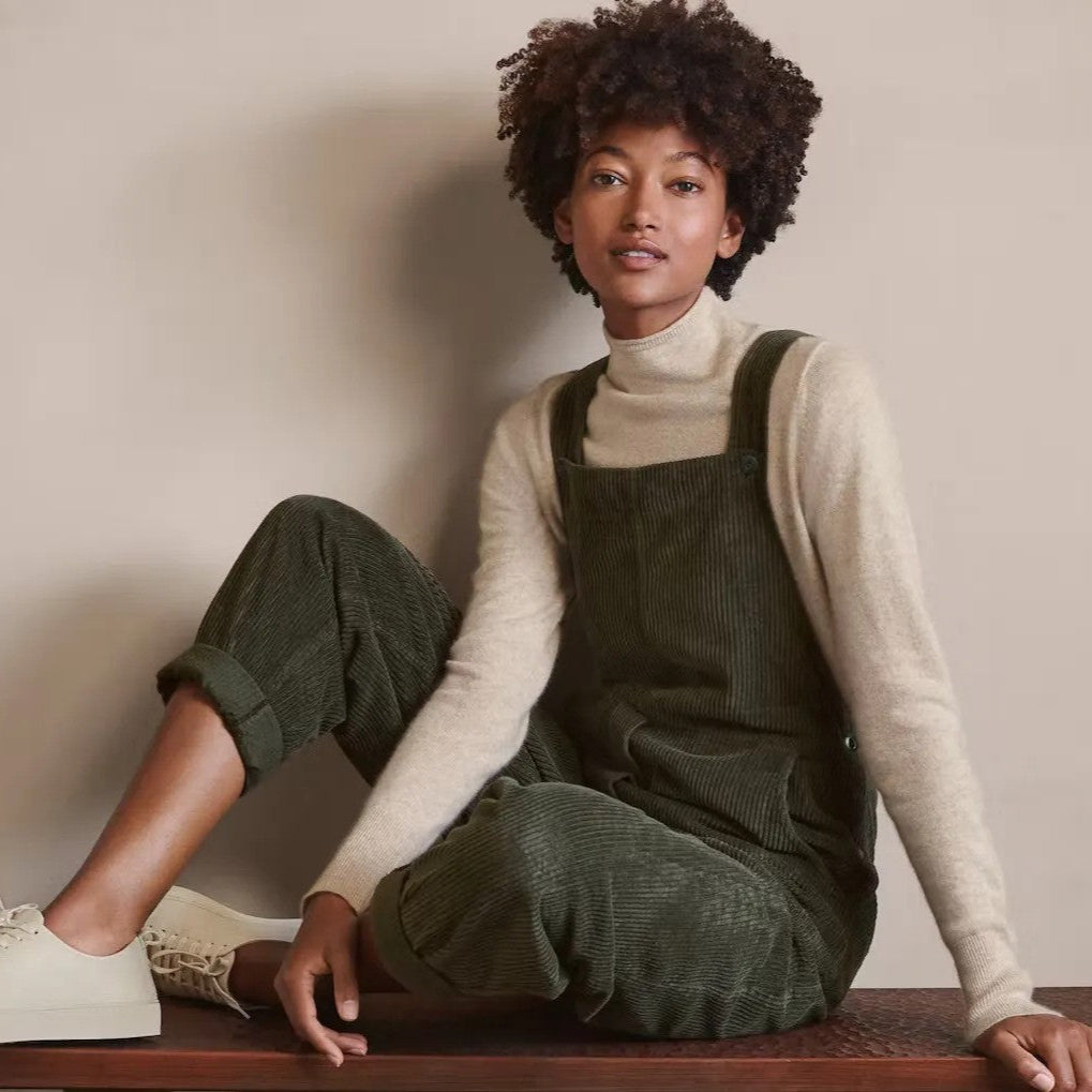 Salopette Femme Oversize En Velours Côtelé – Look Décontracté Chic