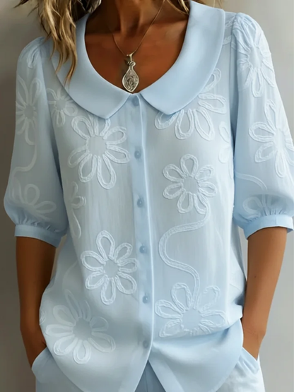 Broderet bluse til kvinder med blomster - Elegant og feminin