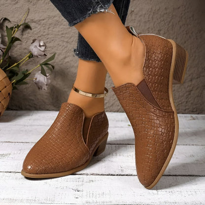 Chaussures Oxford Femme en Cuir Tressé Noir – Talon Bloc À enfiler