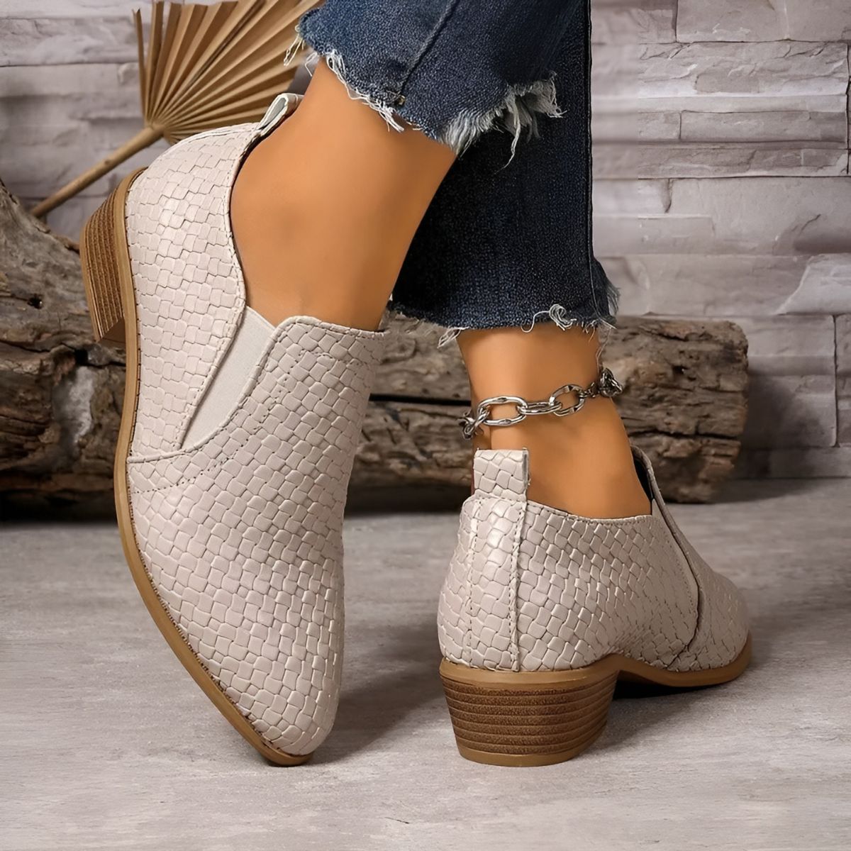 Chaussures Oxford Femme en Cuir Tressé Noir – Talon Bloc À enfiler