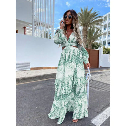 Women's maxi dress with long sleeves and cutouts - Bold and elegant