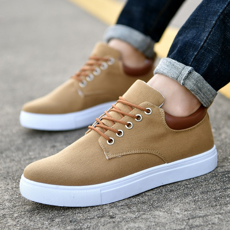 Homme Baskets cool avec semelles blanches