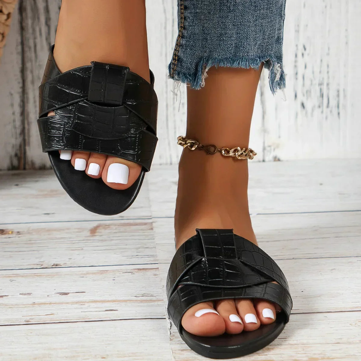 Women's Knot Mules - Lightweight and Easy to Wear