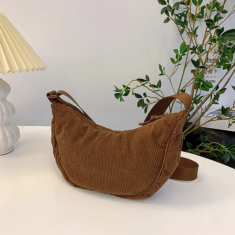 Sac bandoulière en velours côtelé élégant