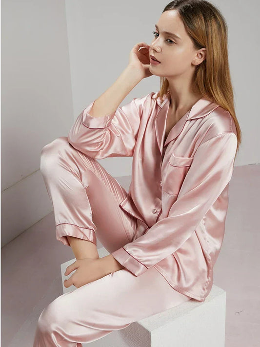 Pyjama satin femme manches longues – Ensemble confortable et élégant pour la nuit