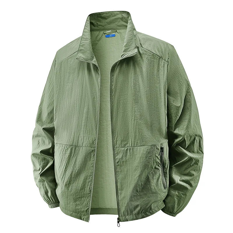 Lightweight men's jacket with multiple pockets - Practical and modern