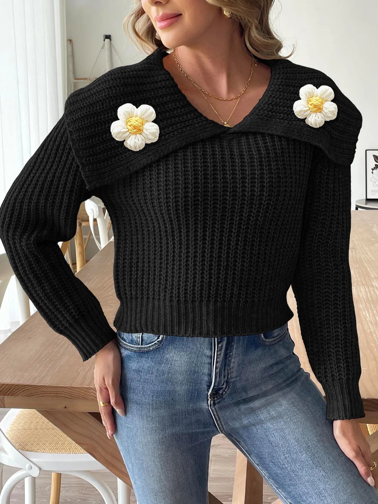 Pull élégant pour femme avec col marguerite – Maille ajustée et confortable
