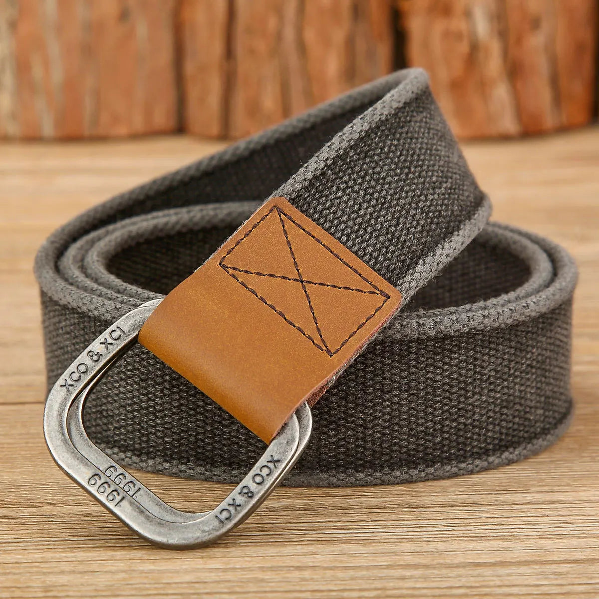 Ceinture en toile design pour homme : accessoire de jeans décontracté et élégant