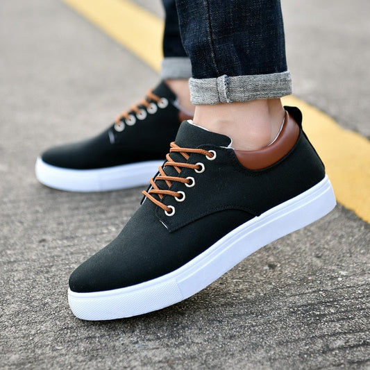 Homme Baskets cool avec semelles blanches