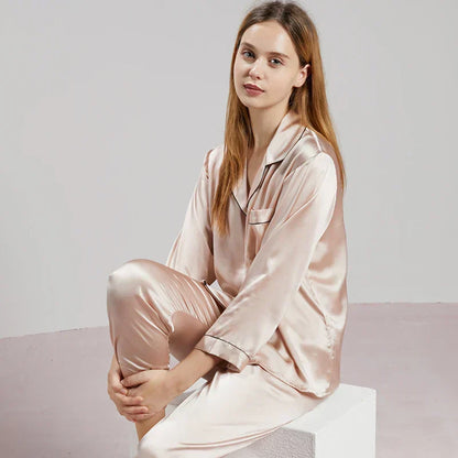 Pyjama satin femme manches longues – Ensemble confortable et élégant pour la nuit