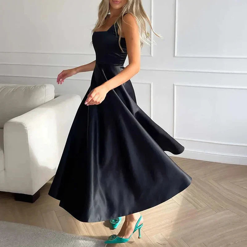 Femmes élégante blanche invité de mariage flare maxi robe – Flatteuse, Stylée