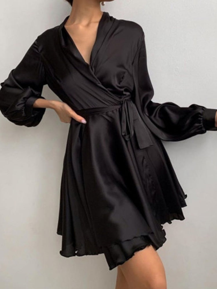 Robe Mini Élégante en Satin Femme – Style Chic à Col V