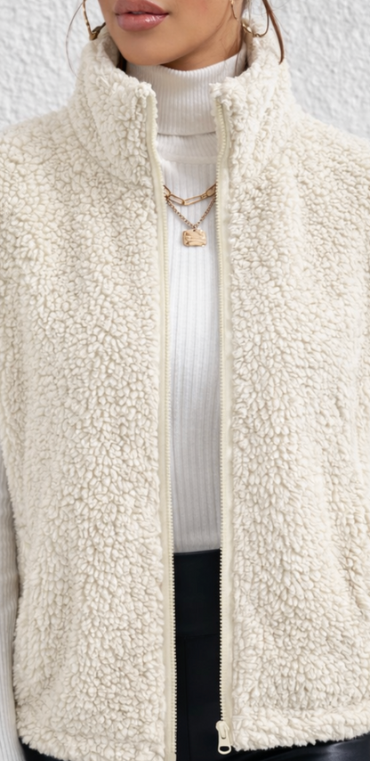 Gilet en Fourrure Douce pour Femme – Veste Élégante à Manches Courtes et Fermeture Éclair