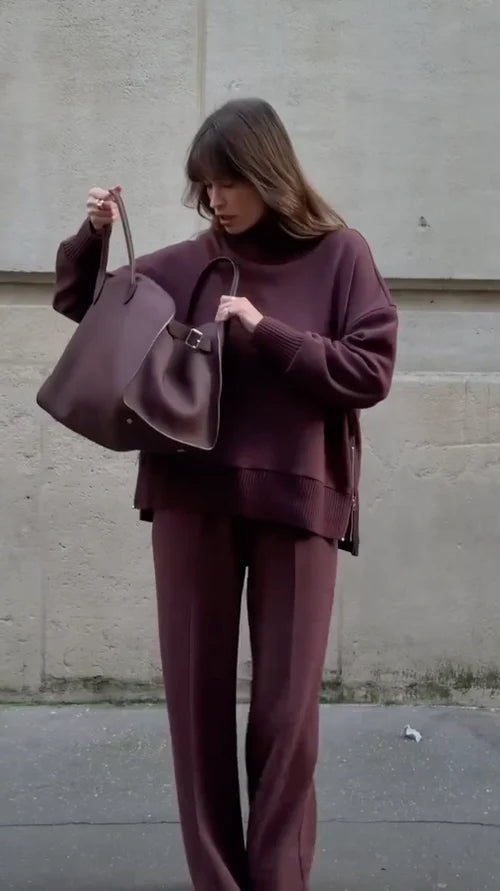 Ensemble de Loungewear Épais et Élégant pour Femme – Sweat Col Roulé et Pantalon Large