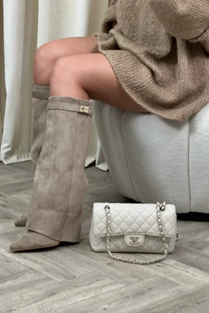 Bottes hautes femme à talons – Design élégant avec détail doré