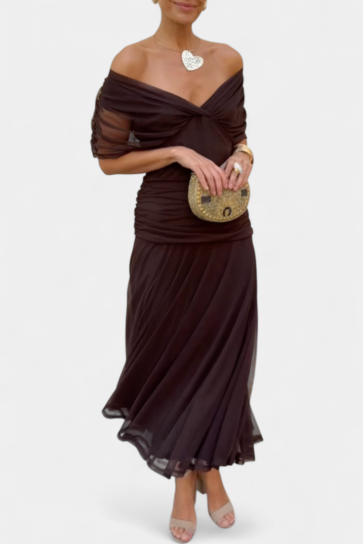 Long V-neck floral dress for women – An elegant and flowing outfit